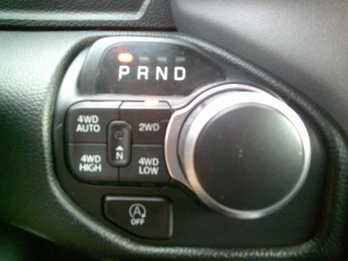 Used 2020 RAM 1500 Big Horn image 16