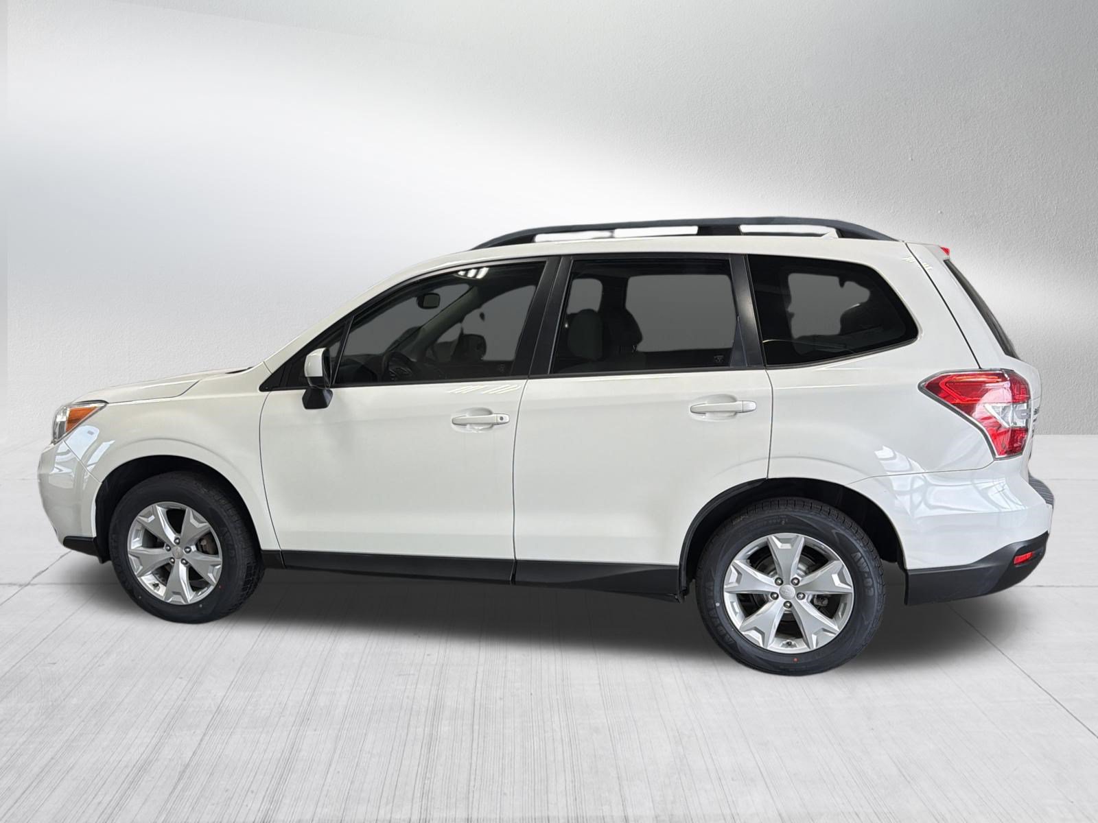 Used 2016 Subaru Forester 2.5i Premium w/ Popular Package #2 AWD/4WD image 4