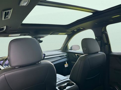 New 2026 Buick Enclave Sport Touring w/ Super Cruise Package image 10