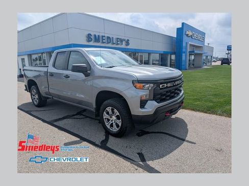 Used 2023 Chevrolet Silverado 1500 W/T w/ WT Value Package AWD/4WD image 1