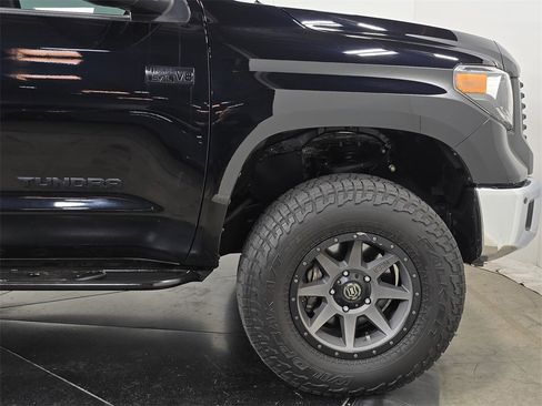 Used 2021 Toyota Tundra SR5 image 11