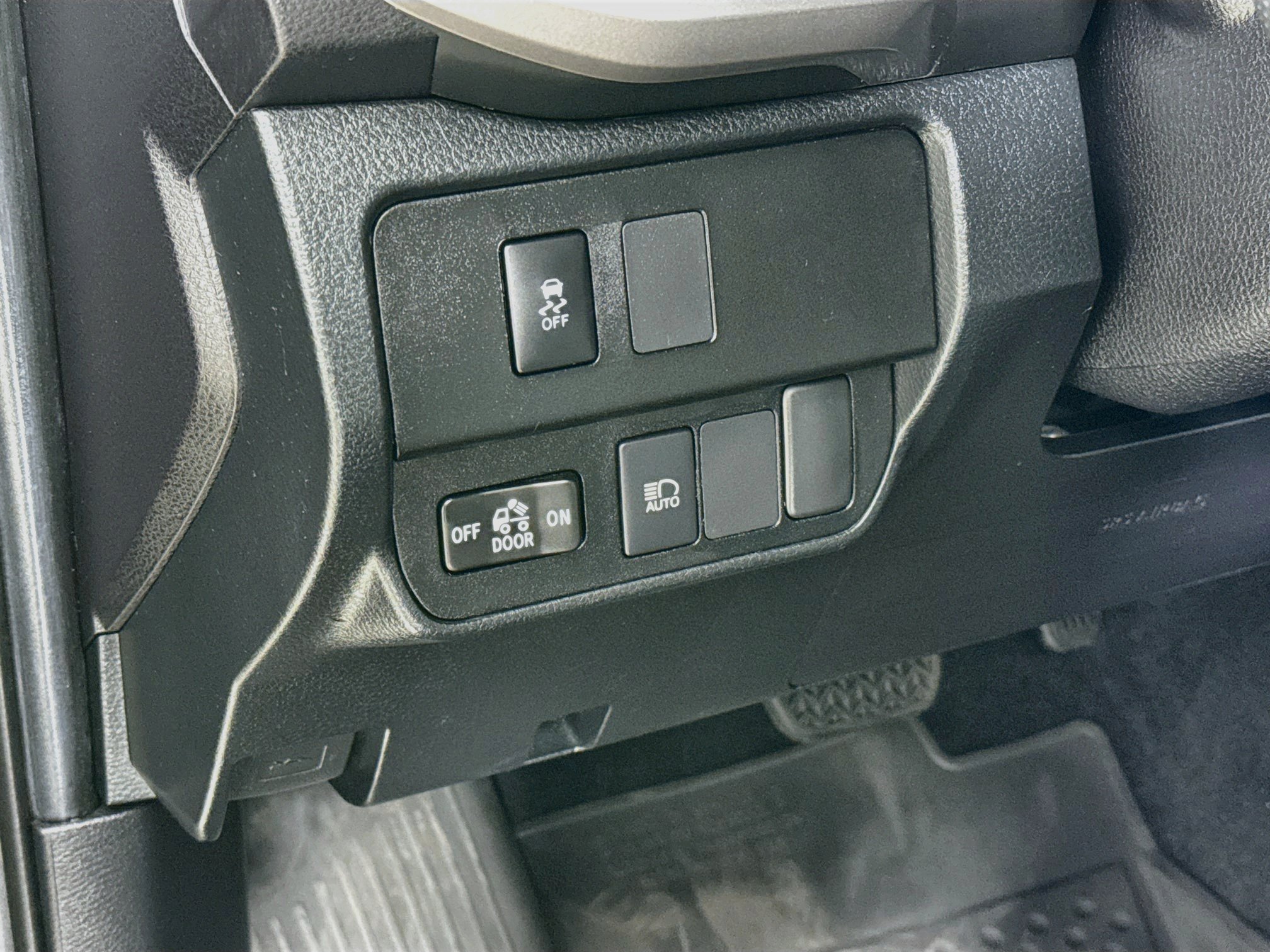 Certified 2022 Toyota Tacoma SR5 RWD image 12