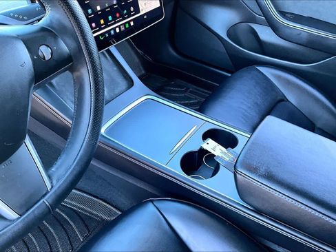 Used 2022 Tesla Model 3 RWD image 16