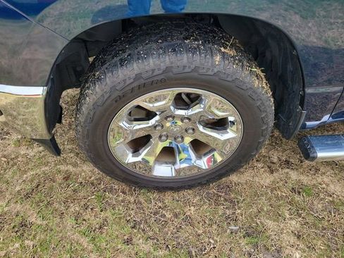 Used 2021 RAM 1500 Big Horn image 5