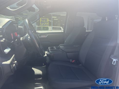 Used 2022 Chevrolet Silverado 1500 LT AWD/4WD image 7