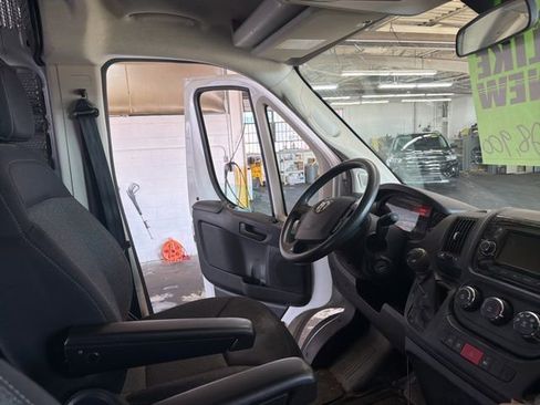 Used 2021 RAM ProMaster 3500 w/ Convenience Group FWD image 3