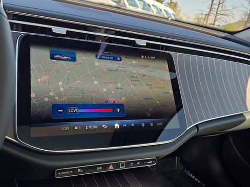 New 2026 Mercedes-Benz E 350 4MATIC Sedan image 12