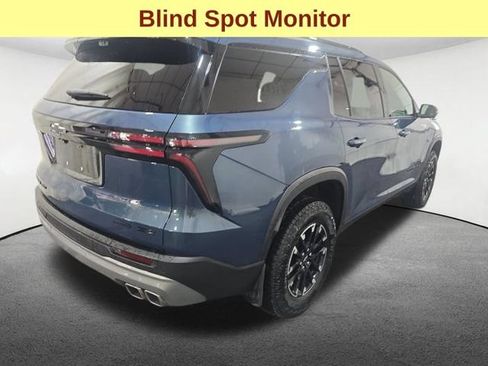 Used 2026 Chevrolet Traverse Z71 w/ LPO, Floor Liner Package AWD/4WD image 5