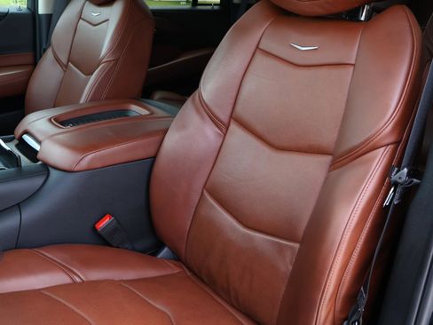 Used 2020 Cadillac Escalade Premium Luxury w/ Escalade Sport Edition RWD image 14