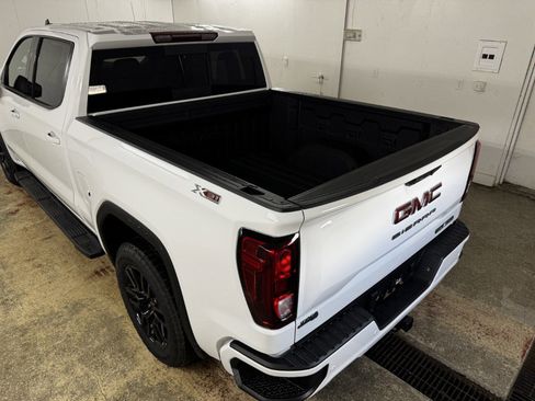 New 2026 GMC Sierra 1500 Elevation w/ Elevation Premium Package image 7