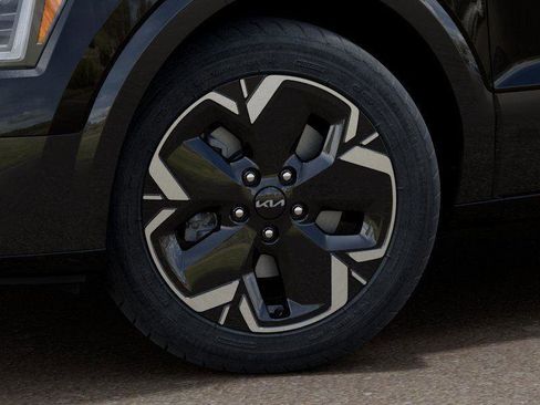 New 2026 Kia Niro Wind FWD image 9