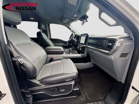 Used 2023 Ford F150 Lariat w/ Trailer Tow Package image 38