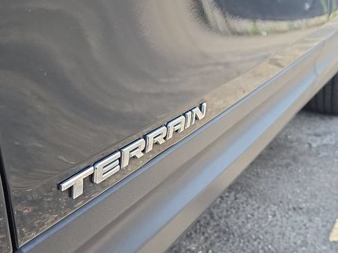Certified 2018 GMC Terrain SLT w/ Preferred Package AWD/4WD image 38