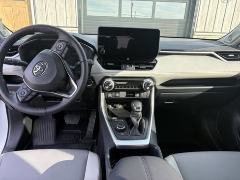 Used 2025 Toyota RAV4 XLE Premium w/ Weather Package AWD/4WD image 16