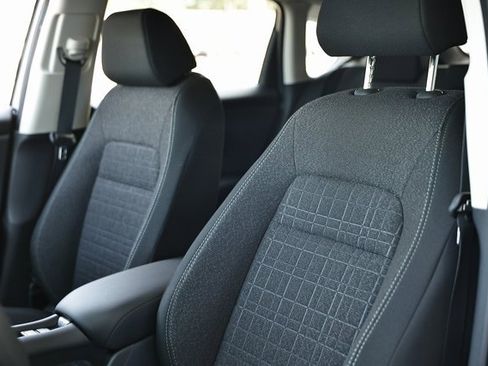 New 2026 Honda HR-V LX image 26