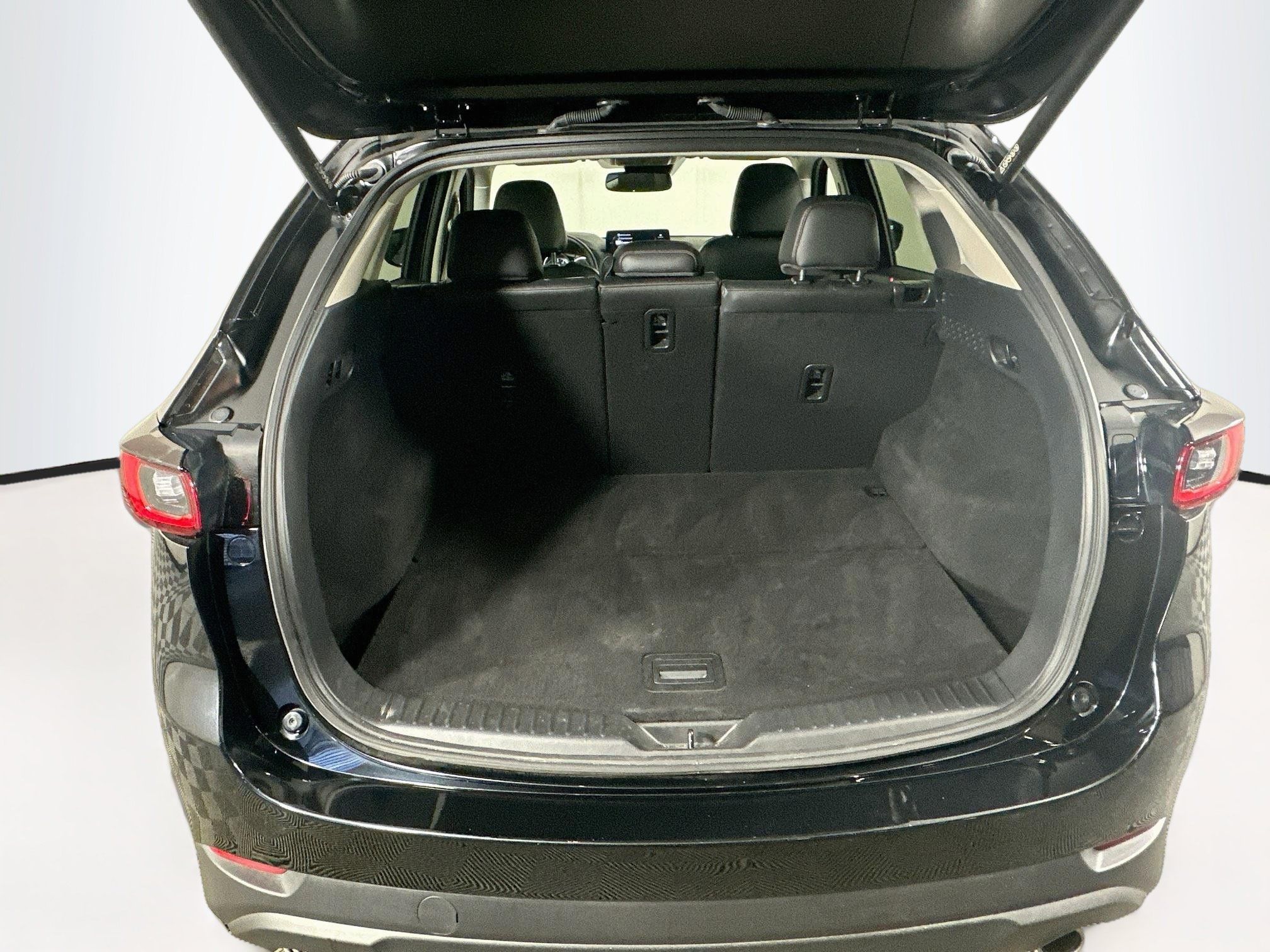 Used 2025 MAZDA CX-5 Carbon Edition AWD/4WD image 28