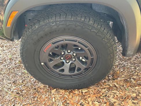 Used 2026 Nissan Frontier PRO-4X AWD/4WD image 29
