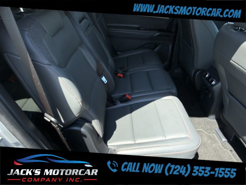 Used 2025 Ford Explorer Active w/ Active Comfort Package AWD/4WD image 20