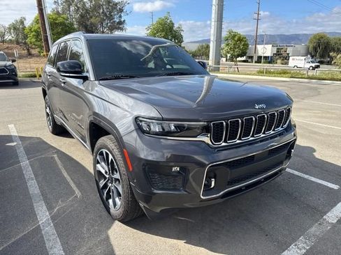 Used 2021 Jeep Grand Cherokee L Overland w/ Luxury Tech Group IV AWD/4WD image 1