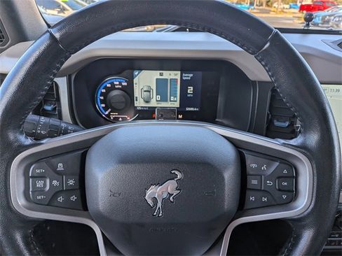 Used 2022 Ford Bronco Wildtrak image 33