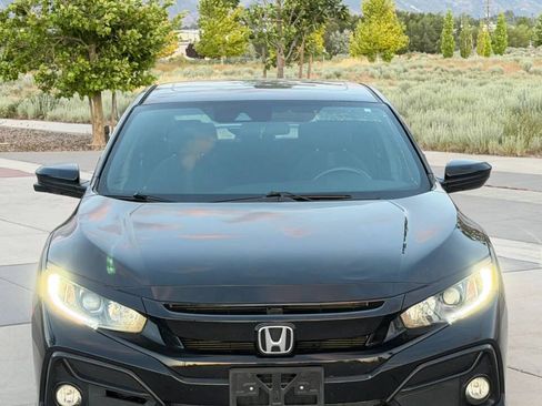 Used 2020 Honda Civic EX image 2