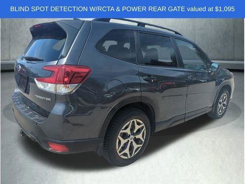 Used 2021 Subaru Forester Premium AWD/4WD image 4