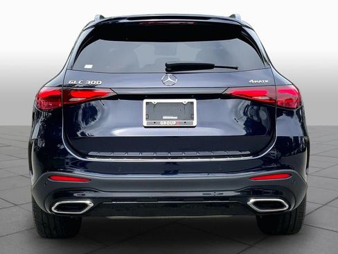 Used 2024 Mercedes-Benz GLC 300 4MATIC image 5
