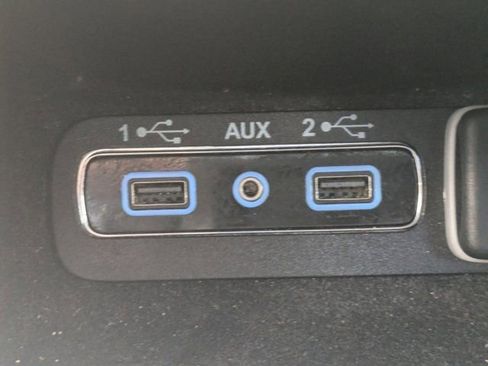 Used 2019 Jeep Grand Cherokee Limited image 18