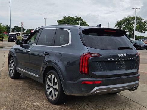 Used 2022 Kia Telluride S image 6