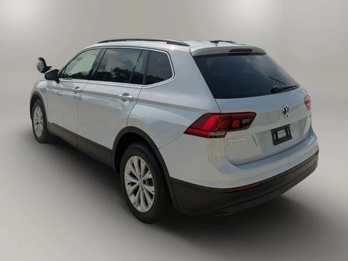 Used 2019 Volkswagen Tiguan SE w/ Panoramic Sunroof Package AWD/4WD image 5