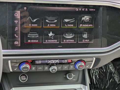 Used 2025 Audi Q3 2.0T Premium Plus w/ Premium Plus Package AWD/4WD image 12