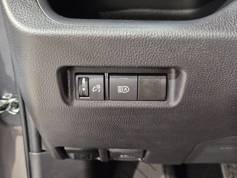 Certified 2025 Toyota RAV4 LE AWD/4WD image 25
