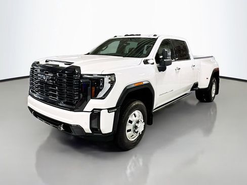 Used 2024 GMC Sierra 3500 Denali Ultimate AWD/4WD image 1