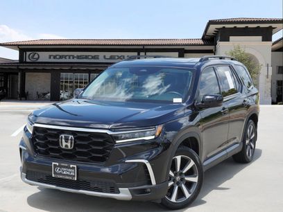 Used 2025 Honda Pilot Touring