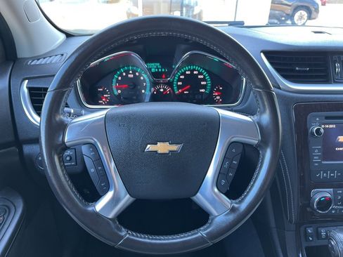 Used 2017 Chevrolet Traverse LT image 13