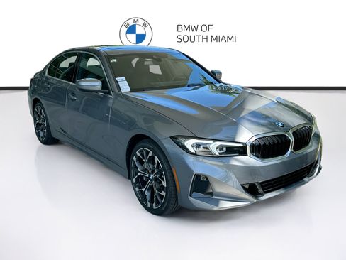 New 2026 BMW 330i Sedan w/ Convenience Package RWD image 1