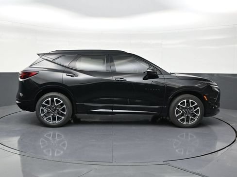 Used 2023 Chevrolet Blazer RS w/ Enhanced Convenience Package FWD image 6