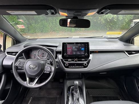 Used 2022 Toyota Corolla SE image 34