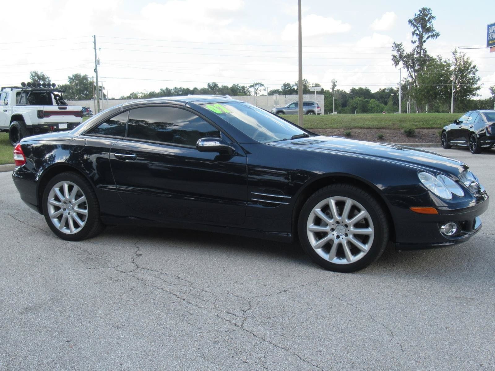 Used 2007 Mercedes-Benz SL 550 image 2