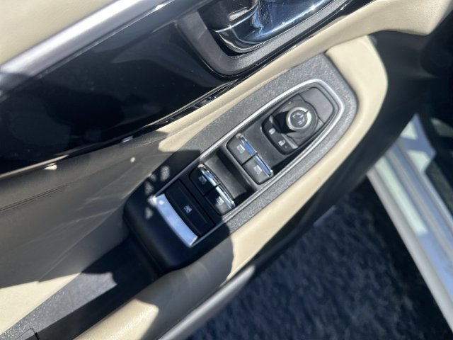 Used 2024 Subaru Legacy Limited AWD/4WD image 18
