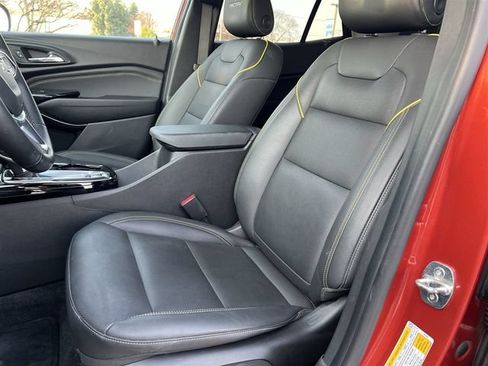 Used 2024 Chevrolet Trax ACTIV w/ Driver Confidence Package FWD image 16