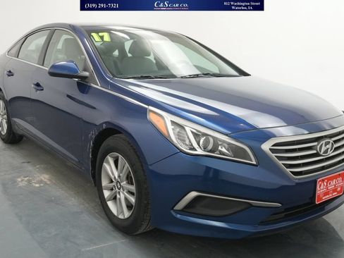 Used 2017 Hyundai Sonata SE FWD image 1