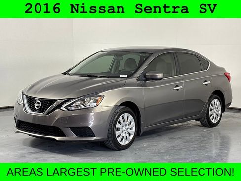 Used 2016 Nissan Sentra SV image 3