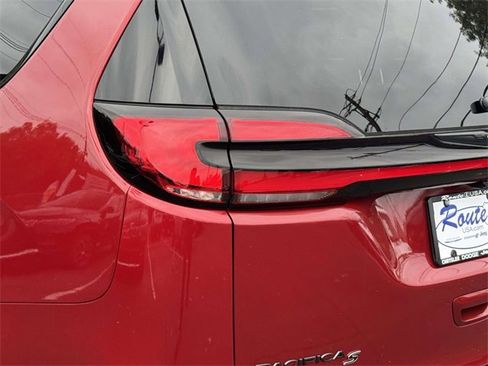 New 2026 Chrysler Pacifica Select w/ S Appearance Package image 10