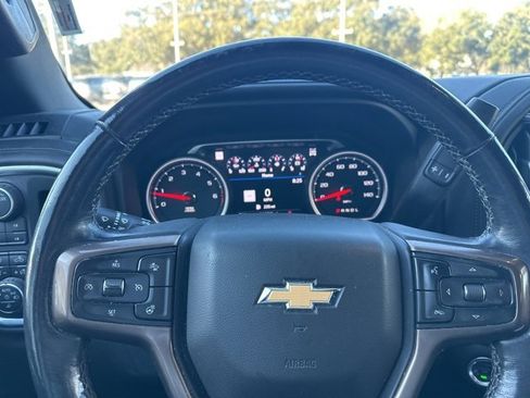 Used 2022 Chevrolet Silverado 2500 High Country w/ Safety Package II image 10