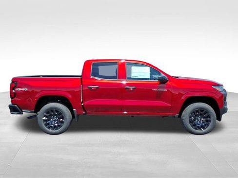 New 2026 Chevrolet Colorado W/T w/ WT Custom Package AWD/4WD image 2