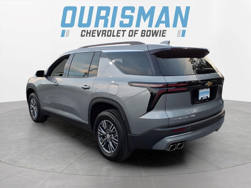 Used 2024 Chevrolet Traverse LT AWD/4WD image 3
