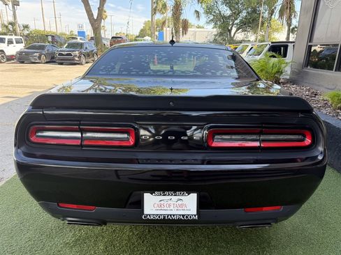 Used 2019 Dodge Challenger R/T Scat Pack RWD image 5