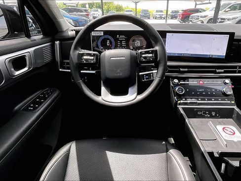Used 2025 Hyundai Santa Fe XRT AWD/4WD image 5