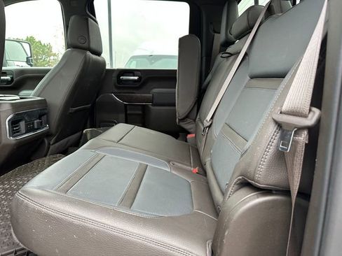 Used 2022 GMC Sierra 2500 Denali image 10
